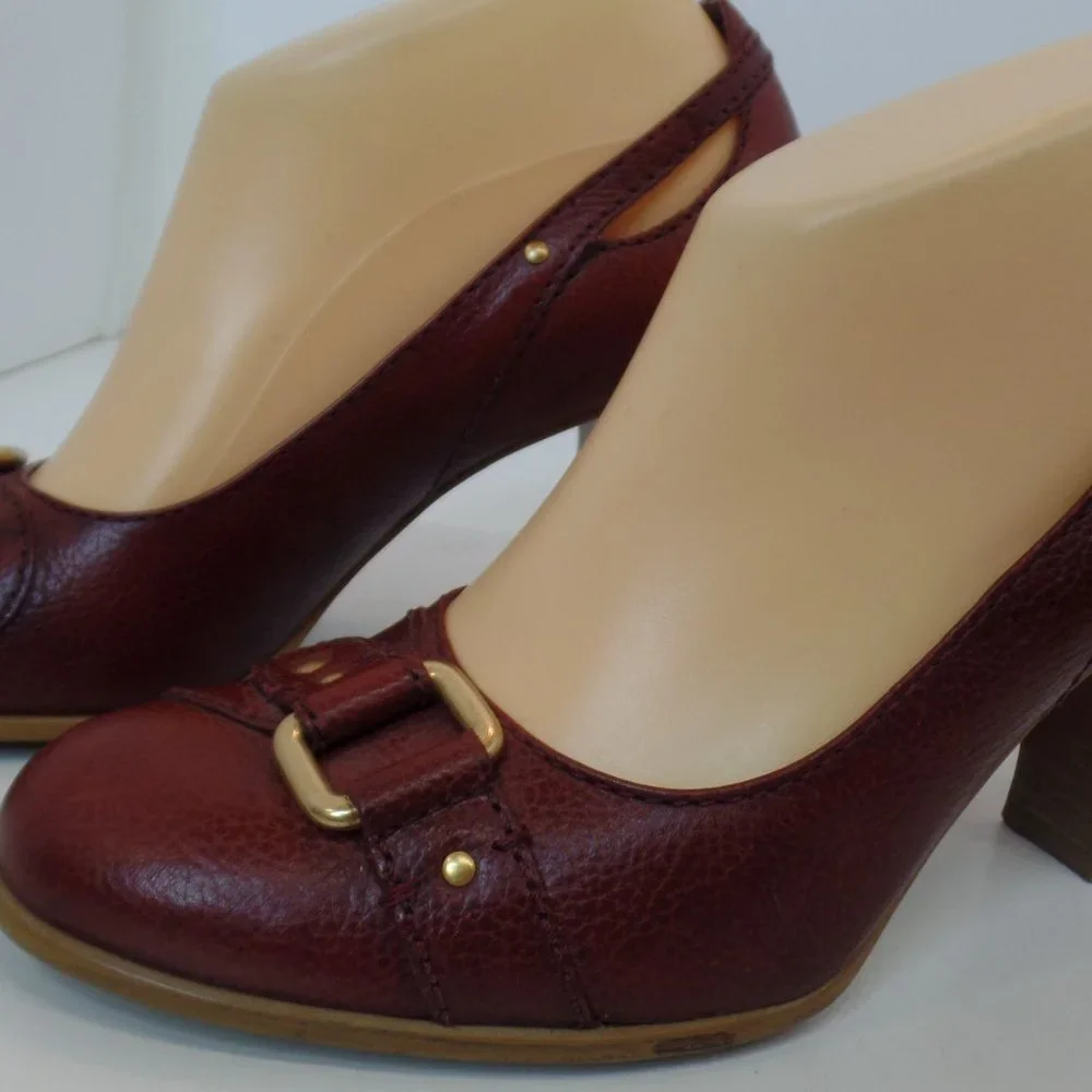 Franco Sarto Burgundy Leather Heels With Attractive Goldtone Buckles Sz 8.5 - Picture 4 of 15
